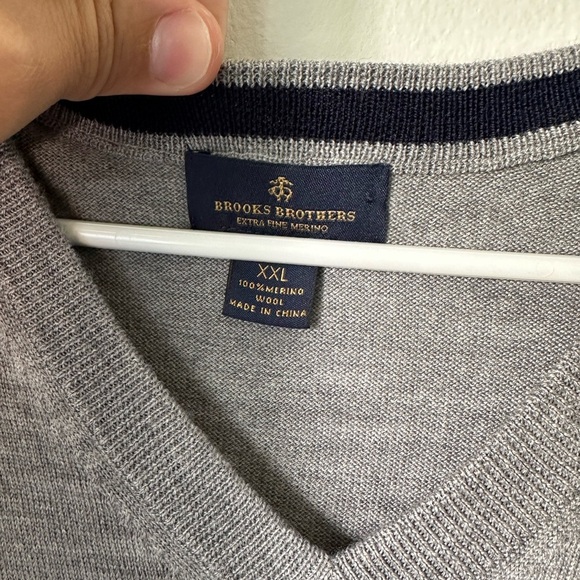 Brooks Brothers 346 V-Neck Mens XXL GreyMerino Wool Sweater Vest - Picture 4 of 6